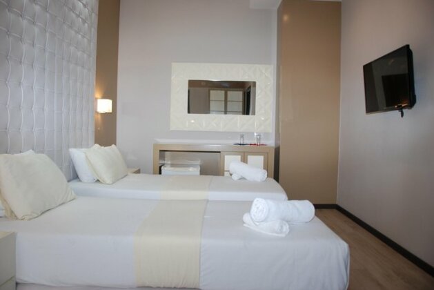Hotel Strora - Photo5