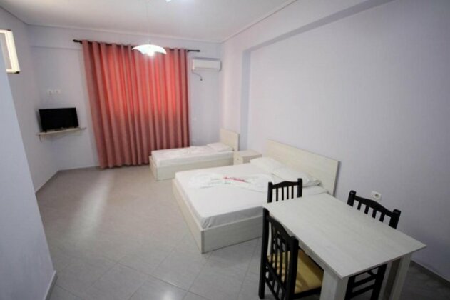 Ideal Holiday Apartments - Photo5