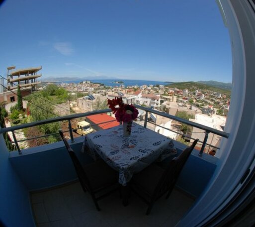 Joni Apartments - Photo2