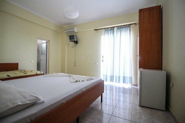 Keliani Complex - Photo2