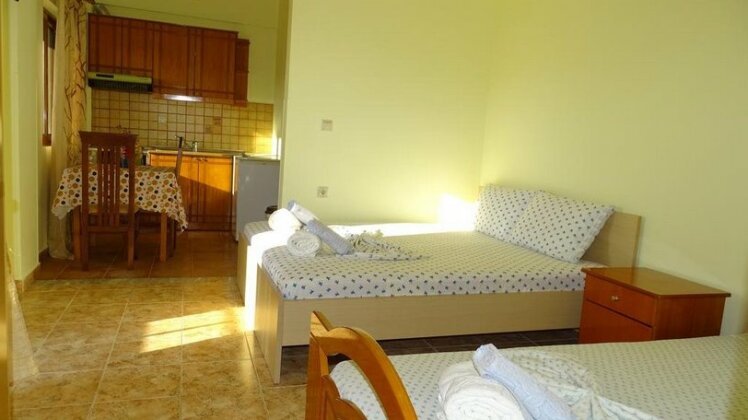 Mondi's Guest House - Photo4