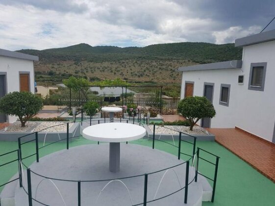 Petrit Guesthouse - Photo5