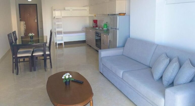 Sail Ocean View Apartments - Photo4