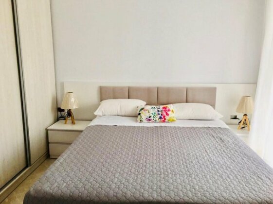 Sea And Sun Apartments - Photo3