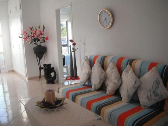 Two Mermaids Hotel - Photo5