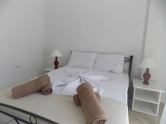 Zeta's Apartments - Photo4