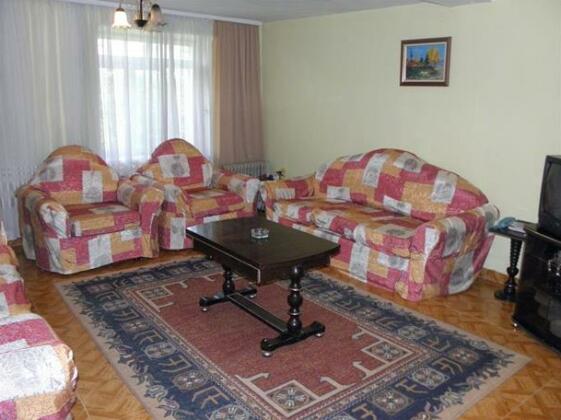 Guest House City Shkodra - Photo4