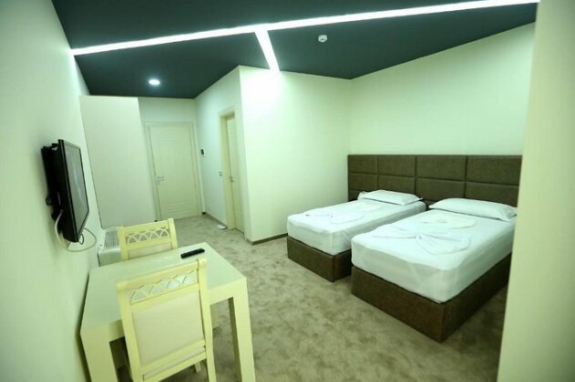 Hotel Vllaznia - Photo4