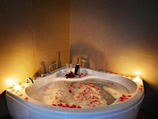 Luani-A spa & wellness center - Photo3