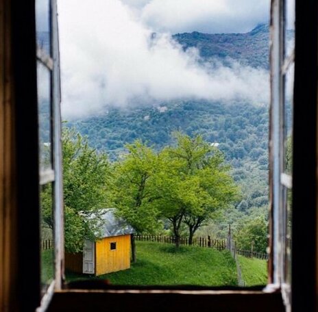 Guesthouse Dritan Tethorja - Photo2