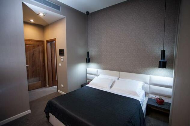 La Boheme Hotel - Photo3
