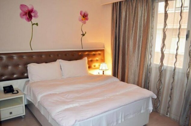 Select City Center Hotel - Photo4