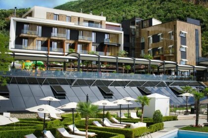 Select Hill Resort Tirana