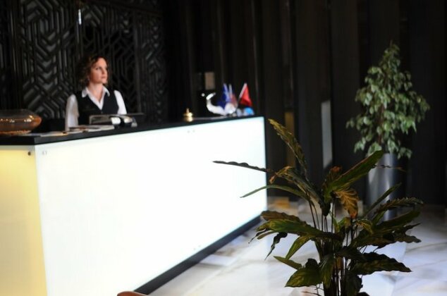 Senator Hotel Tirana - Photo3