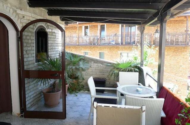 Tirana Backpacker Hostel - Photo3