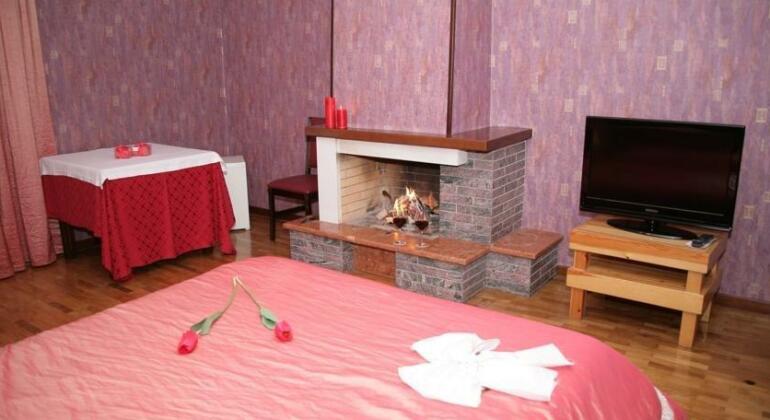 White Dream Hotel - Photo3