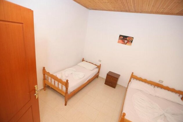 Apartment Celaj Velipoje - Photo2
