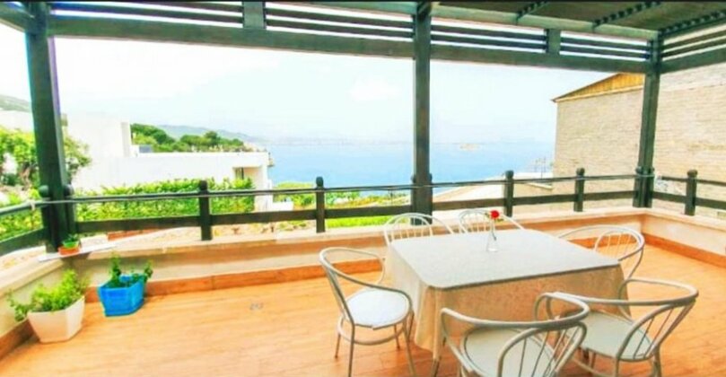 Aneta's Beach House - Photo2
