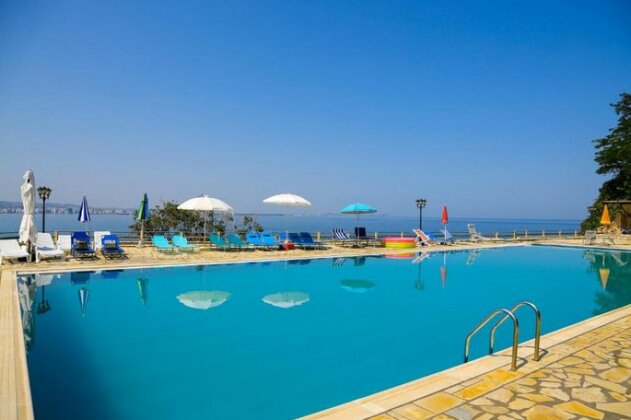 Artemis Beach House - Photo2