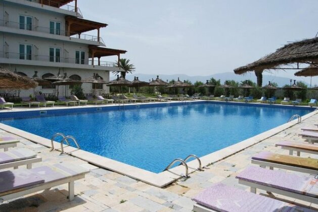 Europa Grand Resort Vlore - Photo2