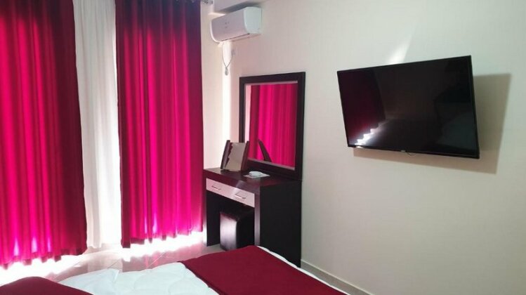 Haris Hotel Vlore - Photo4