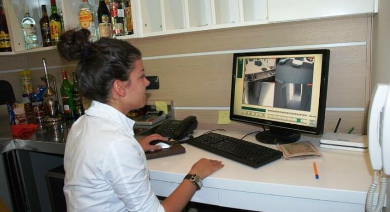 Hotel Lux Vlore - Photo5