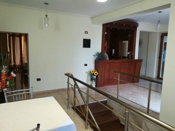 Hotel Monte Carlo Vlore - Photo4