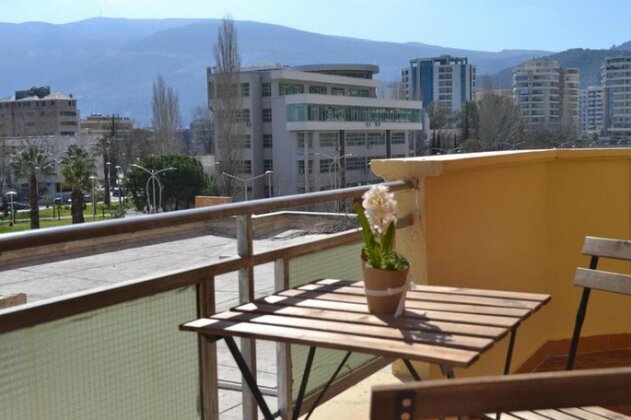Kela's Central 5 bd Apartment - Photo2