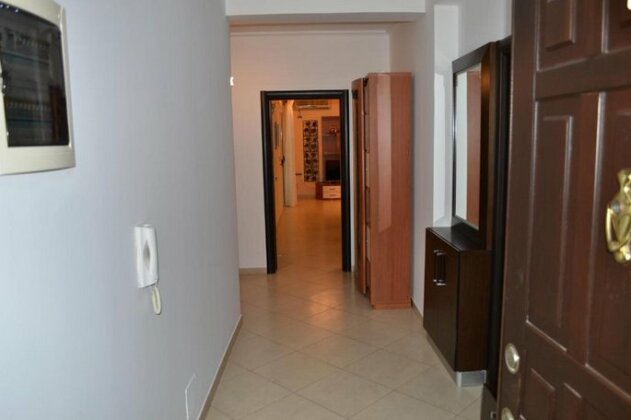 Kela's DE LUXE PENTHOUSE 3 Bedrooms Apartment - Photo5