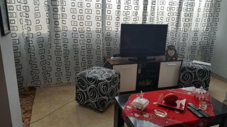 Lungomare Apartment Vlore Albania - Photo2