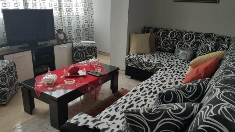 Lungomare Apartment Vlore Albania - Photo5