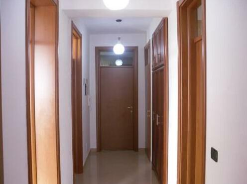 Lux Apartments - Photo3
