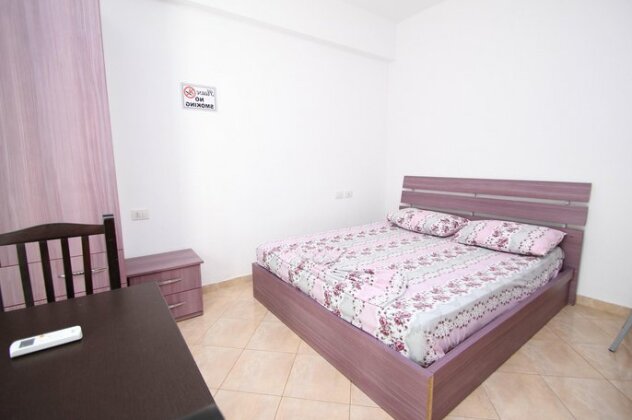Marina Apartment Vlore - Photo4