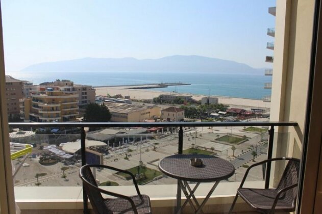 Seaview Apartment Vlore Albania - Photo2