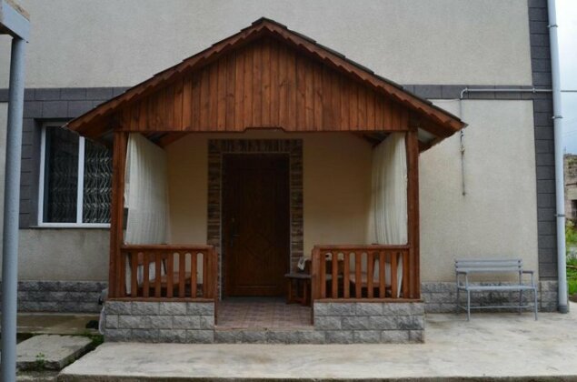 Dilijan Guesthouse - Photo5