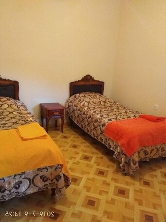 NNN Guest House - Photo4