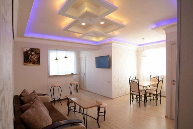 Luxury Apartment Sevan - Photo3