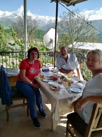 Saro B&B and Safari Tours - Photo2