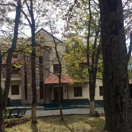 Tsaghkatun - Photo2