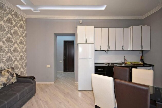 Amiryan street 1 bedroom Modern apartment With Balcony AM777 - Photo4