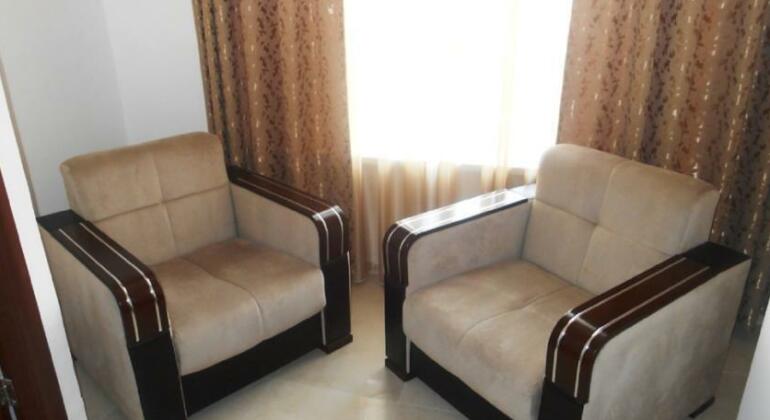 Anush House - Photo2
