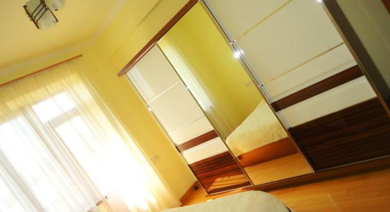 Apartment on Argishti by Kentron - Photo4