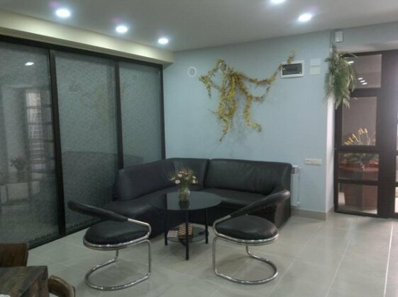 AskHouse - Photo2