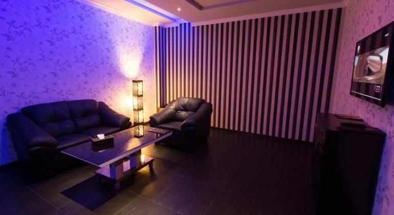 Baden-Baden Hotel - Photo3