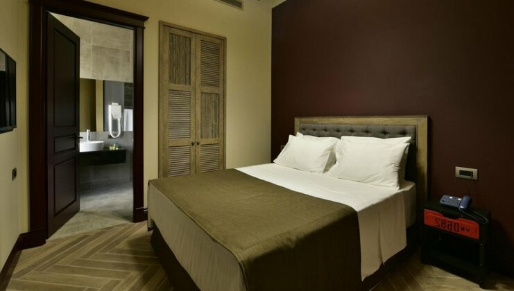 Bastille Hotel Yerevan - Photo3