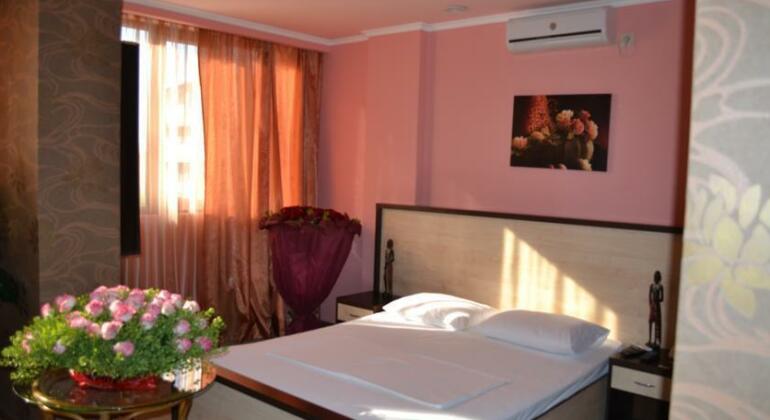 Bungalo Inn - Photo5