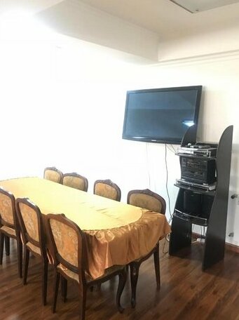 Charents Apartments and Tours Yerevan - Photo4