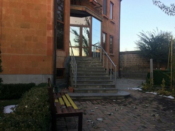 Davtashen Guesthouse - Photo2