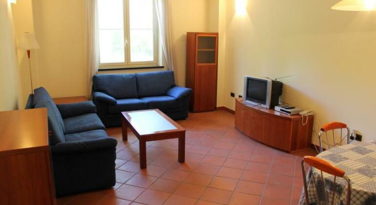 English Park Apartment - Photo5