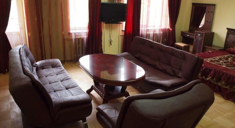 Family Hotel Yerevan - Photo5